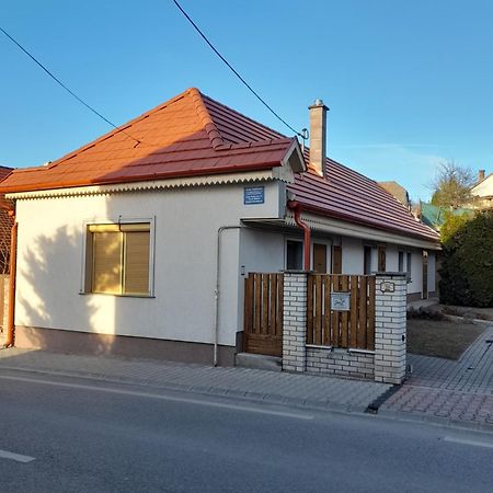 Falusi Vendeghaz Etyek Bagian luar foto